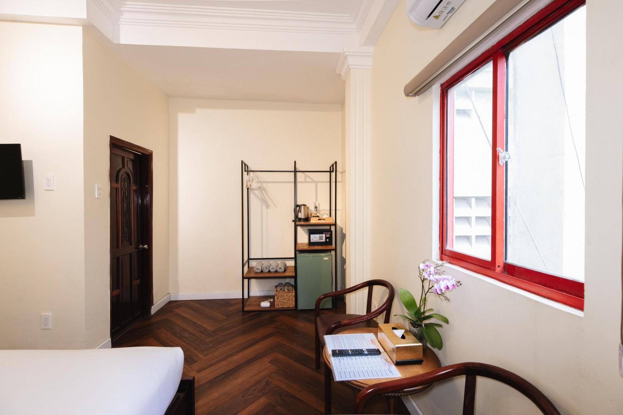 9 Hostel And Suites Ho Chi Minh City Exterior photo